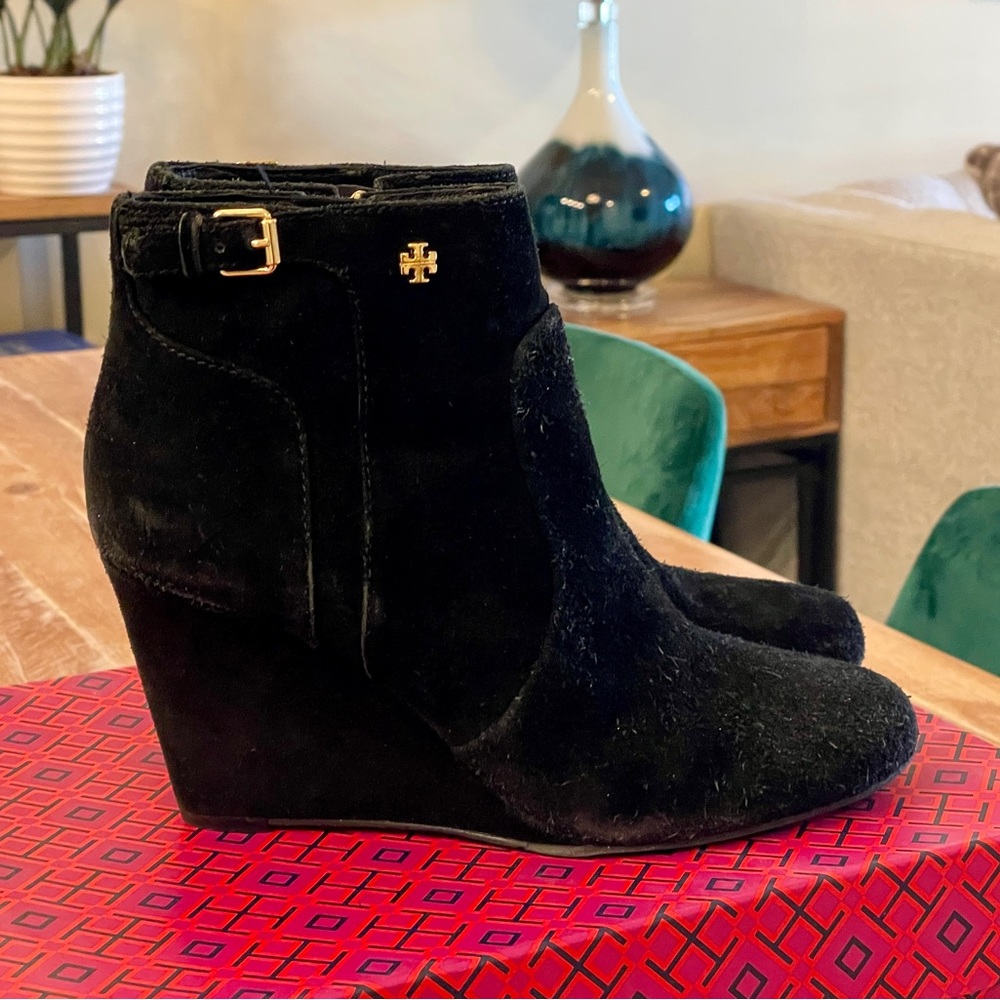 Tory Burch black leather Wedge bootie - Picture 2 of 13
